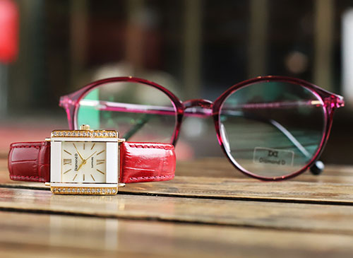 Đồng hồ nữ Diamond D giới thiệu bộ sưu tập cho ngày quốc tế phụ nữ 8/3 kèm khuyến mại đến 20% Đồng hồ nữ Diamond D giới thiệu bộ sưu tập cho ngày quốc tế phụ nữ 8/3 kèm khuyến mại đến 20%