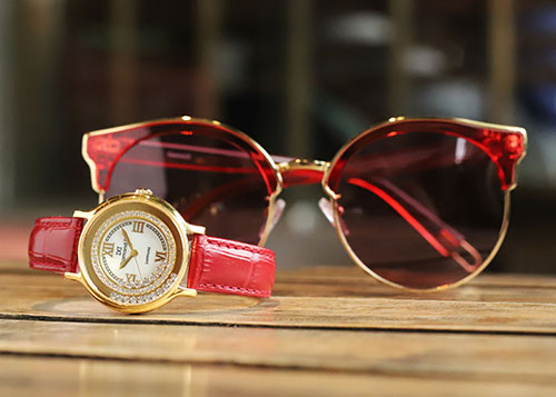 Đồng hồ nữ Diamond D giới thiệu bộ sưu tập cho ngày quốc tế phụ nữ 8/3 kèm khuyến mại đến 20% Đồng hồ nữ Diamond D giới thiệu bộ sưu tập cho ngày quốc tế phụ nữ 8/3 kèm khuyến mại đến 20%