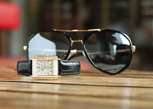 Đồng hồ nữ Diamond D giới thiệu bộ sưu tập cho ngày quốc tế phụ nữ 8/3 kèm khuyến mại đến 20% Đồng hồ nữ Diamond D giới thiệu bộ sưu tập cho ngày quốc tế phụ nữ 8/3 kèm khuyến mại đến 20%