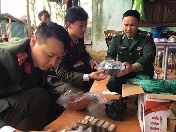 Thông tin bất ngờ về cụ bà 79 tuổi tàng trữ 153kg thuốc nổ, 2.300 kíp nổ