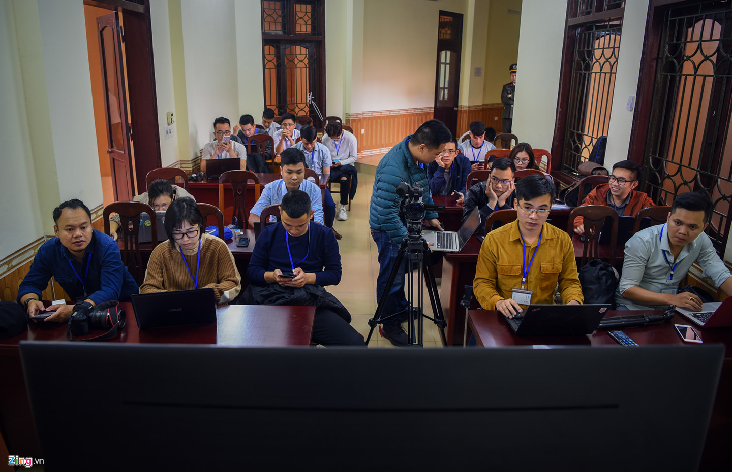 Trăm cảnh sát cơ động bảo vệ phiên xử đường dây đánh bạc nghìn tỷ