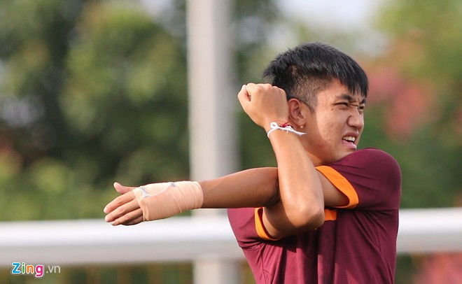 Hot boy U23 Việt Nam tuột dốc không phanh từ World Cup U20