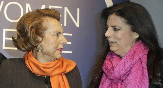 Nữ thừa kế tập đoàn LOreal trở thành người phụ nữ giàu nhất thế giới