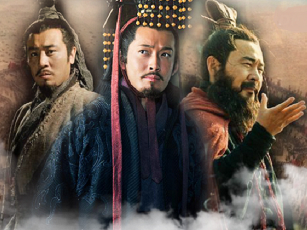 La Quán Trung đã dìm hàng Lưu Bị đến mức nào trong Tam quốc diễn nghĩa