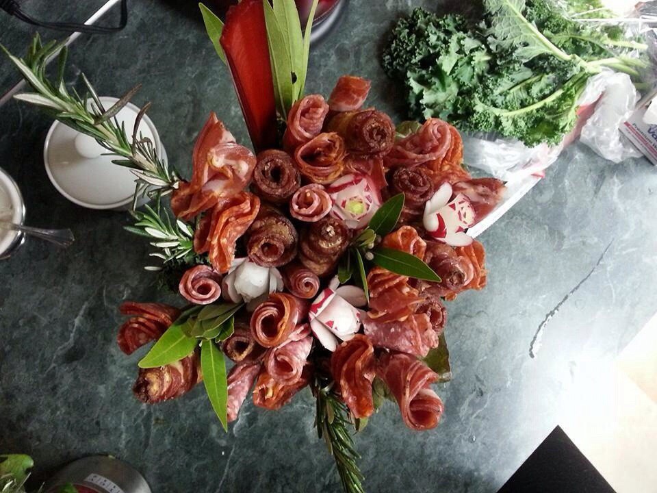 Gợi ý loạt quà 8/3 no mắt căng bụng, chắc chắn đánh trúng tâm hồn ăn uống của mọi chị em