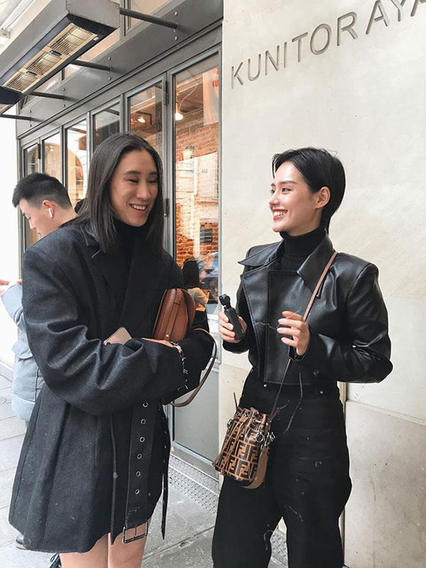 Hà Hồ phô trương ngực trần, Quỳnh Anh Shyn phải mượn áo để chinh chiến street style với dàn sao quốc tế tại Paris