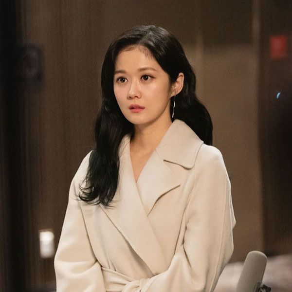 Hack tuổi đẳng cấp Jang Nara: Ăn vận xì tin cực hợp, lên đồ già dặn đúng tuổi lại thấy hơi sai