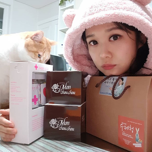 Hack tuổi đẳng cấp Jang Nara: Ăn vận xì tin cực hợp, lên đồ già dặn đúng tuổi lại thấy hơi sai