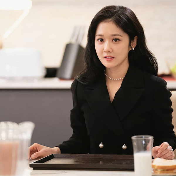 Hack tuổi đẳng cấp Jang Nara: Ăn vận xì tin cực hợp, lên đồ già dặn đúng tuổi lại thấy hơi sai