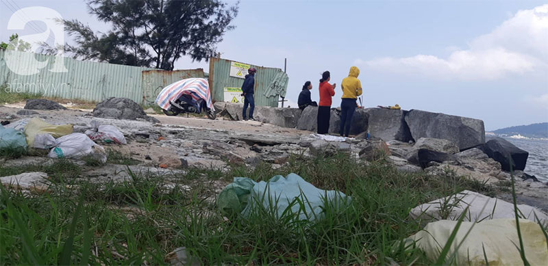 Vụ bé gái 8 tuổi bị cha giết rồi vứt xác xuống sông Hàn: Người nhà mỏi mòn chờ thợ lặn tìm thi thể bé