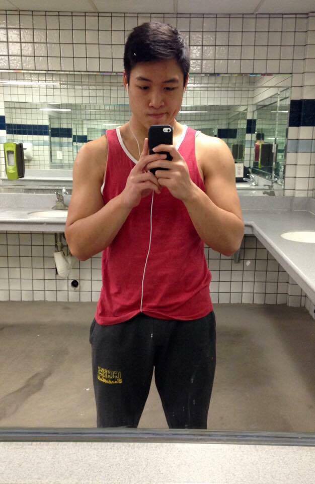 Con cưng sao Vbiz và cuộc sống nơi trời Tây: Người thắt lưng buộc bụng, người rửa chén, cọ toilet trang trải sinh hoạt phí