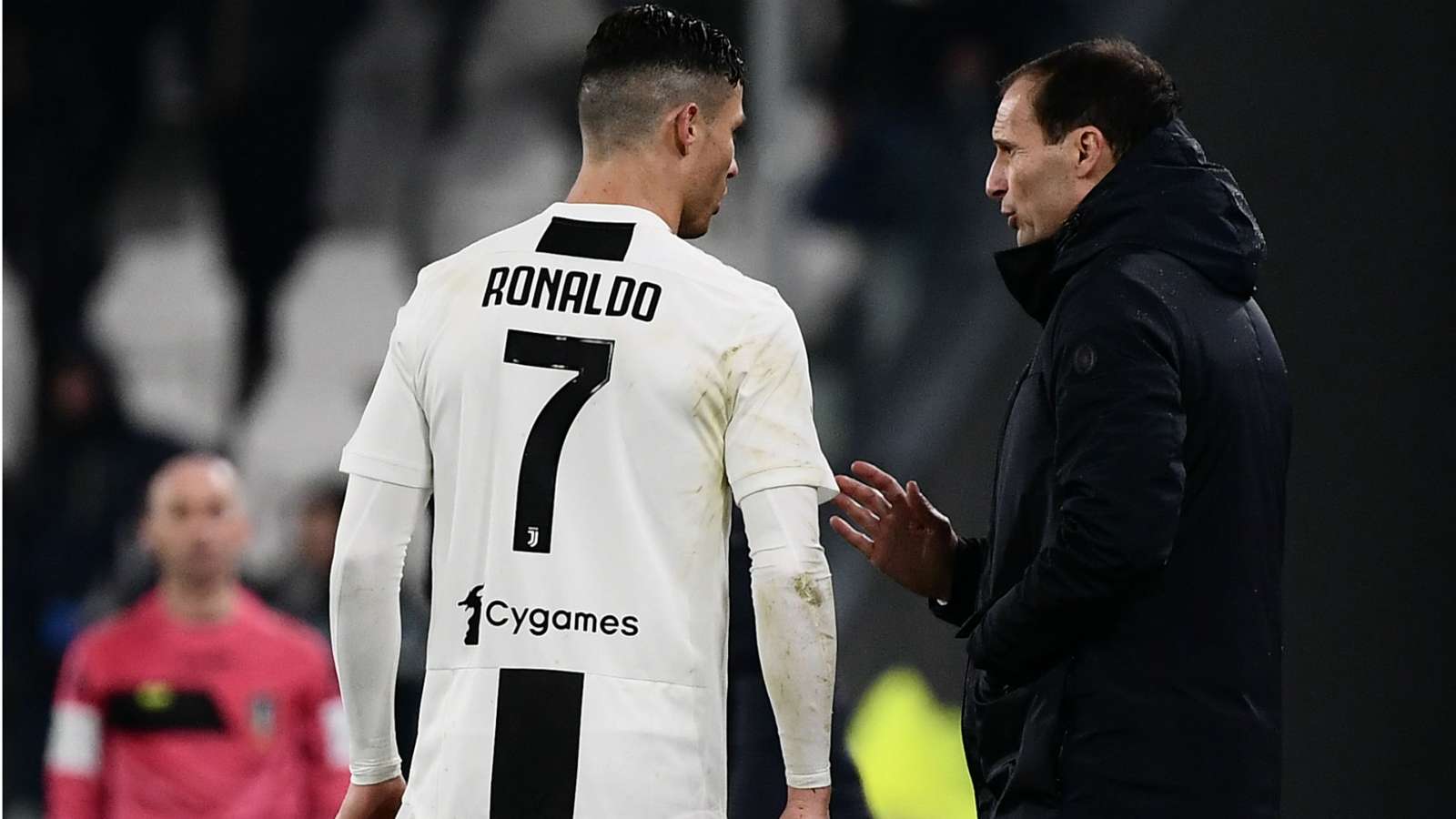 Ronaldo báo tin vui cho Juventus
