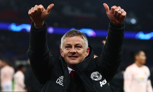 Người M.U quả quyết BHL đội bóng chuẩn bị kí hợp đồng chính thức với HLV Solskjaer