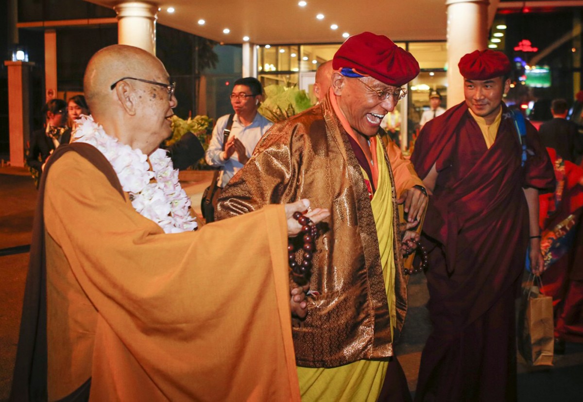 Video ảnh: Đức Gyalwang Drukpa đến TP HCM
