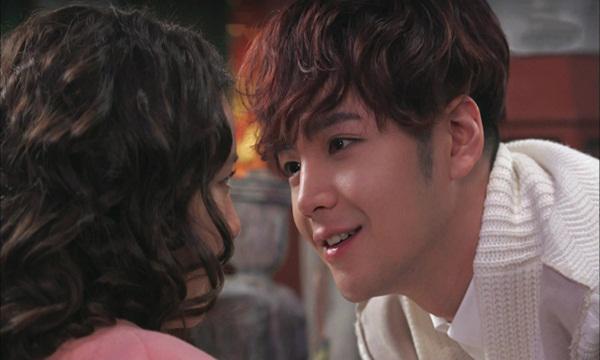 Biết sếp mê tôi, chồng sắp cưới vẫn một mực gán ghép vì lý do đớn hèn