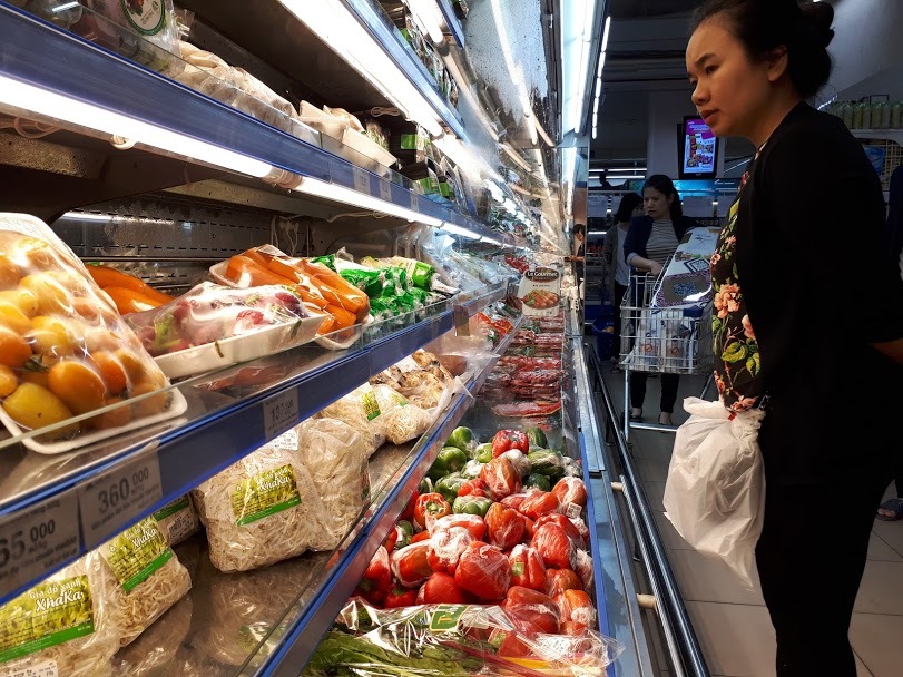 Giá điện tăng, xăng lên mạnh: Đắt đỏ mớ rau con cá , lo mâm cơm nhà dân