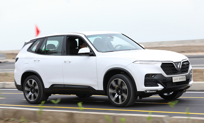 Tỷ phú Phạm Nhật Vượng: Tôi sẽ đổi xe Lexus sang VinFast