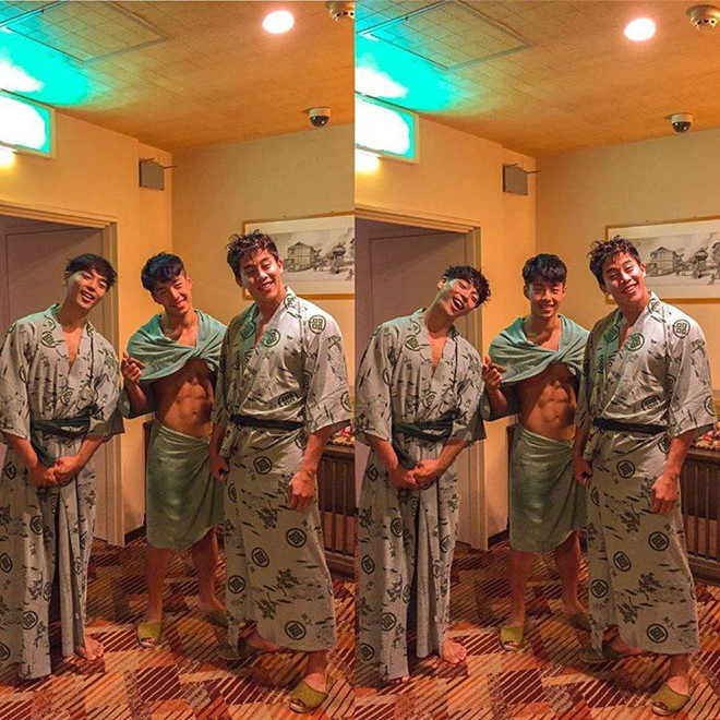 Ba chàng bạn thân Hàn Quốc đều điển trai, có thân hình 6 múi