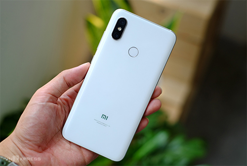 Điện thoại Xiaomi sắp đắt lên