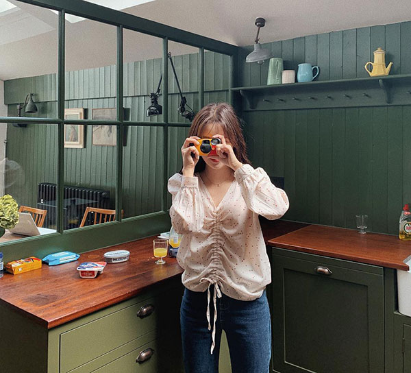 Sẽ rất thiệt thòi nếu bạn bỏ qua 4 xu hướng mùa Xuân dễ mặc, quá nửa diện lên là sang chảnh thêm vài bậc này