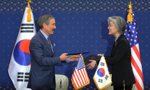 Hàn Quốc ký thỏa thuận tăng đóng góp chi phí quân sự cho Mỹ