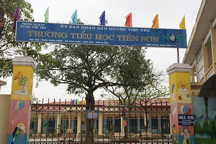 Hàng loạt vụ bê bối học đường khiến dư luận phẫn nộ: Từ thầy giáo bị tố ô dâm, gạ tình đến cô giáo vào nhà nghỉ với nam sinh dưới 16 tuổi