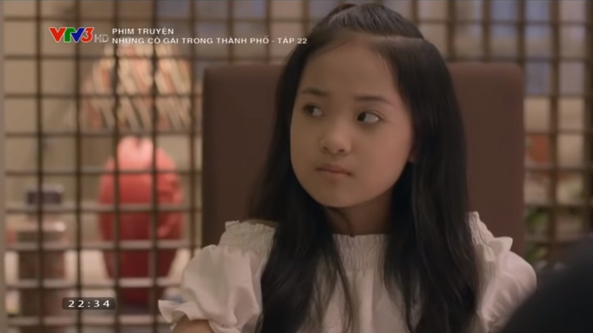 Những cô gái trong thành phố tập 22: Bách quát mắng con gái để bảo vệ Trúc khiến fan thích thú