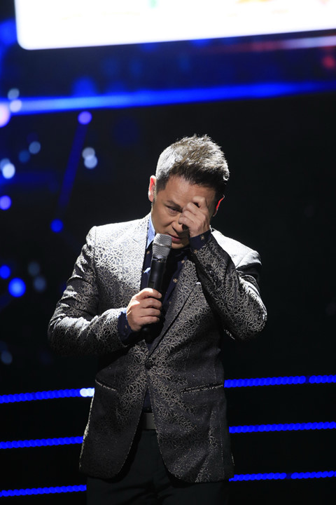 Nước mắt 8/3 của Bằng Kiều và nụ cười xin lỗi từ Nguyễn Hồng Nhung