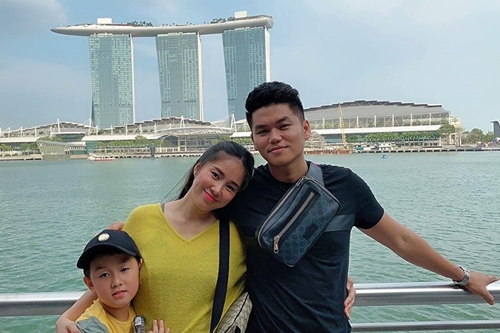 Vợ chồng Cường Đôla, Tuấn Hưng bên nhau mừng ngày 8/3