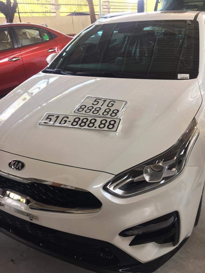 Bốc biển ngũ quý như trúng số tiền tỷ: Kia Cerato biển 5 số 8 tại Sài Gòn được trả giá 3 tỷ đồng chưa bán Bốc biển ngũ quý như trúng số tiền tỷ: Kia Cerato biển 5 số 8 tại Sài Gòn được trả giá 3 tỷ đồng chưa bán