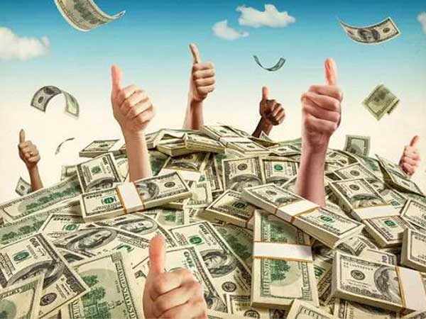 4 con giáp này bước sang năm Hợi có quý nhân phù trợ, từ 8/3 trở đi phát tài phát lộc