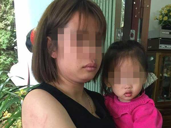 Chồng có bồ nhí, vợ bị chị gái tình địch đến tận nhà đe dọa: Tao cho mày hết đường làm ăn