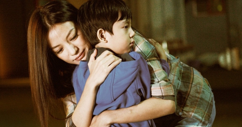 Đau đớn nhìn 3 con trai ly hôn trong vòng 1 tháng