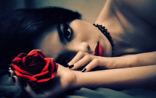 Phụ nữ có 6 nét tướng đại kỵ này chẳng khác nào thuyền nát lên thác, cố gắng mấy vẫn khổ cực