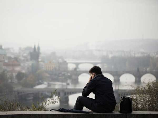 Tôi bất tài vô dụng khiến vợ đi tìm người đàn ông khác