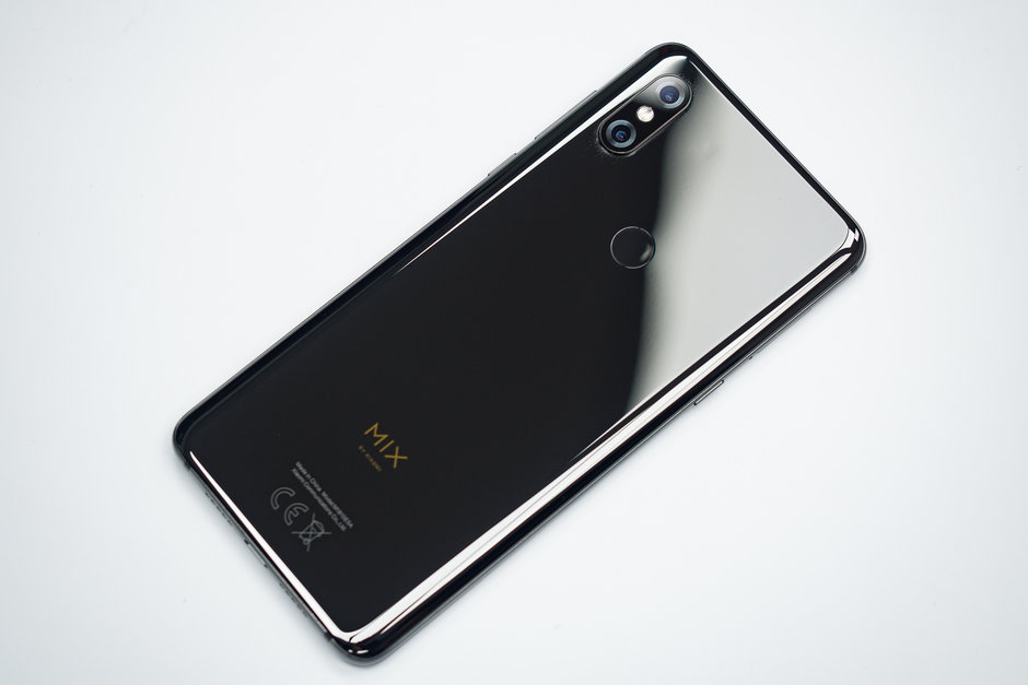 Xiaomi cân nhắc tăng giá smartphone để xóa mác rẻ tiền