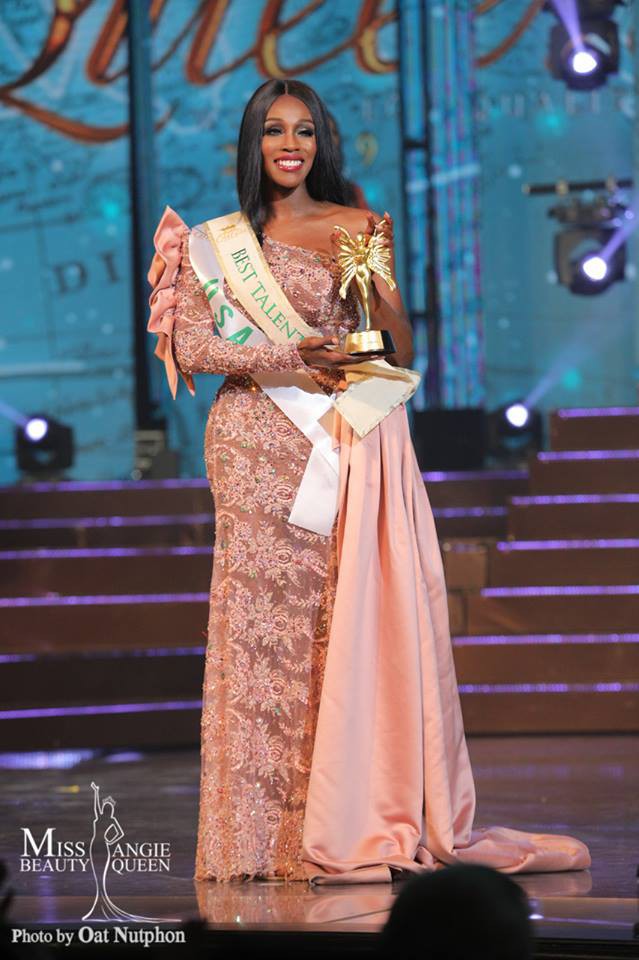 Tân Hoa hậu Chuyển giới quốc tế 2019: Body nóng bỏng, từng lộ clip nhảy thoát y phản cảm