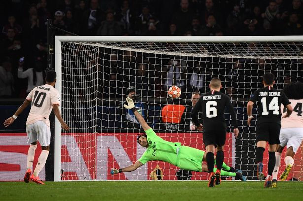 UEFA chính thức lên tiếng về quả penalty trận MU vs PSG