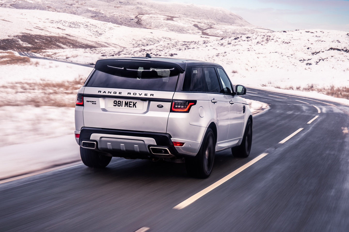 Range Rover Sport 2019 ra mắt, giá gần 70.000 USD Range Rover Sport 2019 ra mắt, giá gần 70.000 USD