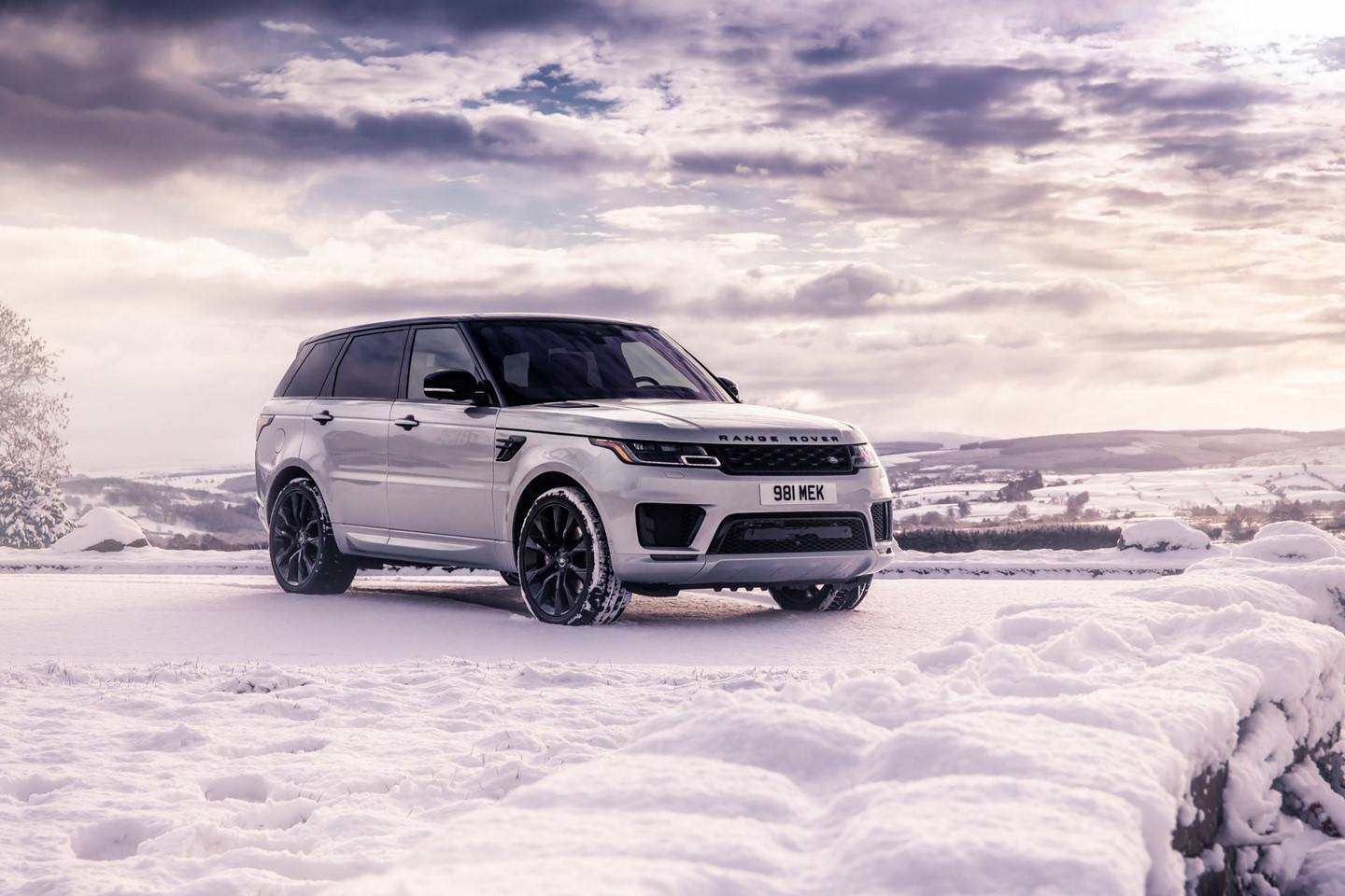Range Rover Sport 2019 ra mắt, giá gần 70.000 USD Range Rover Sport 2019 ra mắt, giá gần 70.000 USD