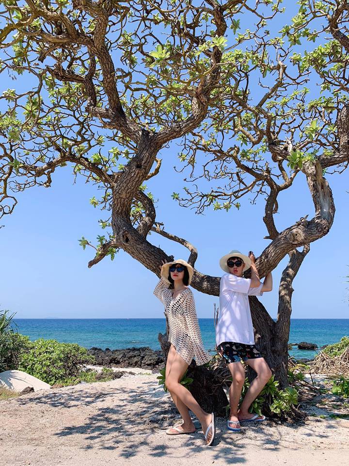 Có một Lý Sơn cực đáng yêu của cặp đôi hễ cứ đi du lịch cùng nhau là chụp ảnh lầy tới bến