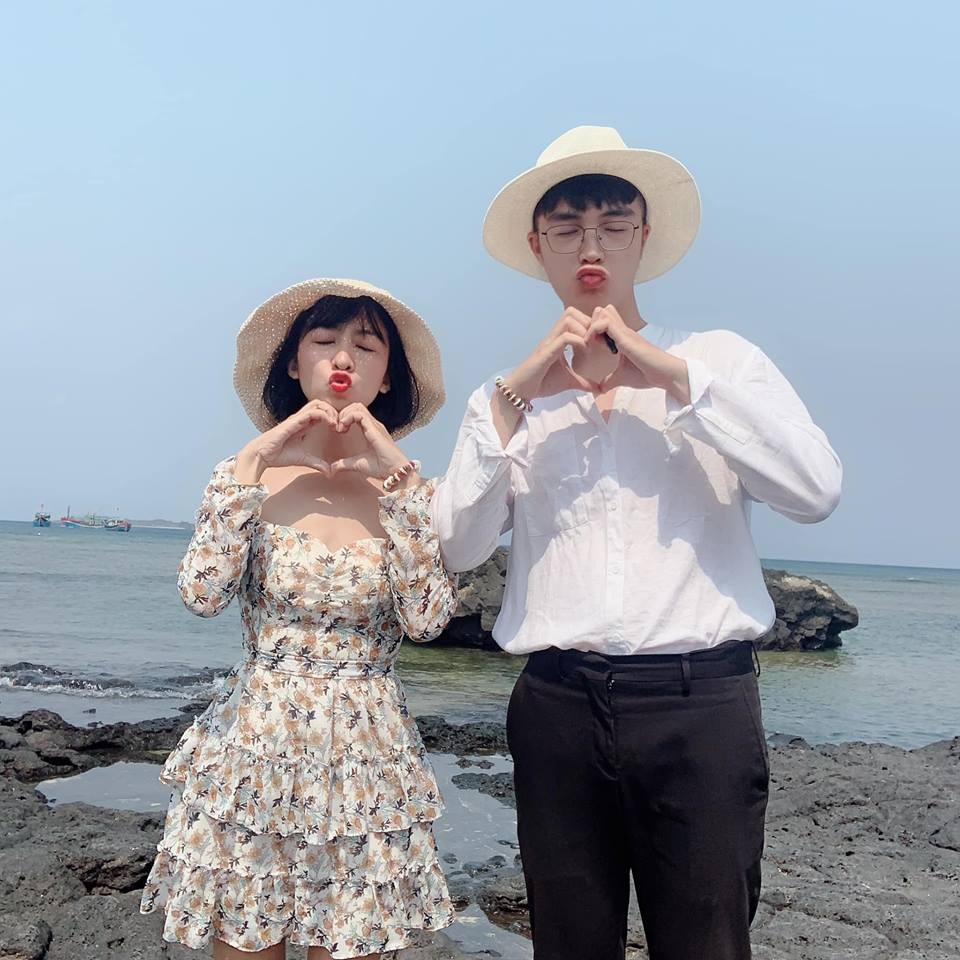 Có một Lý Sơn cực đáng yêu của cặp đôi hễ cứ đi du lịch cùng nhau là chụp ảnh lầy tới bến