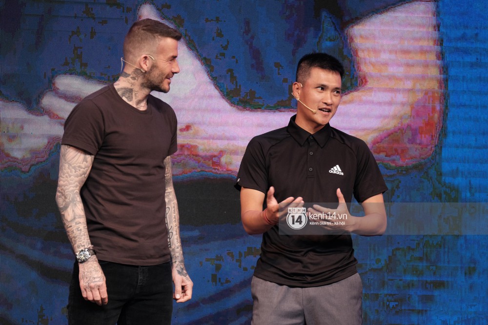 Khoảnh khắc hiếm có: Lần đầu tiên David Beckham, Công Vinh, Duy Mạnh hội ngộ trong một khung hình Khoảnh khắc hiếm có: Lần đầu tiên David Beckham, Công Vinh, Duy Mạnh hội ngộ trong một khung hình