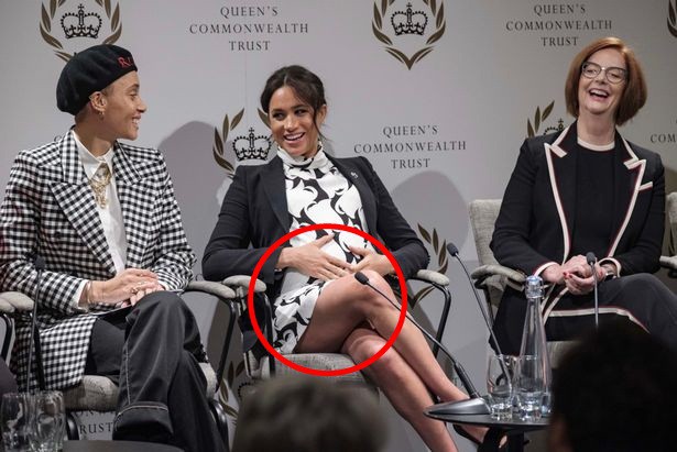 Meghan bị chỉ trích vì mặc bộ váy phản cảm trong sự kiện chào mừng Ngày quốc tế phụ nữ