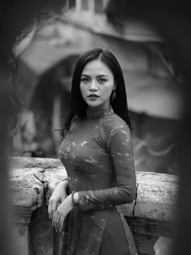 Thu Quỳnh: Có lúc bất lực trào nước mắt, tôi đã nghĩ mình cần phải có đàn ông vào lúc này! Thu Quỳnh: Có lúc bất lực trào nước mắt, tôi đã nghĩ mình cần phải có đàn ông vào lúc này!