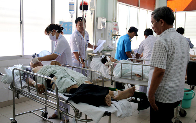 Tài xế xe chở khách Hàn Quốc lao xuống vực đã tử vong