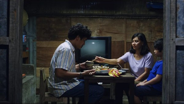 ‘Hạnh phúc của mẹ’ - Khi Cát Phượng, Kiều Minh Tuấn cố lấy nước mắt