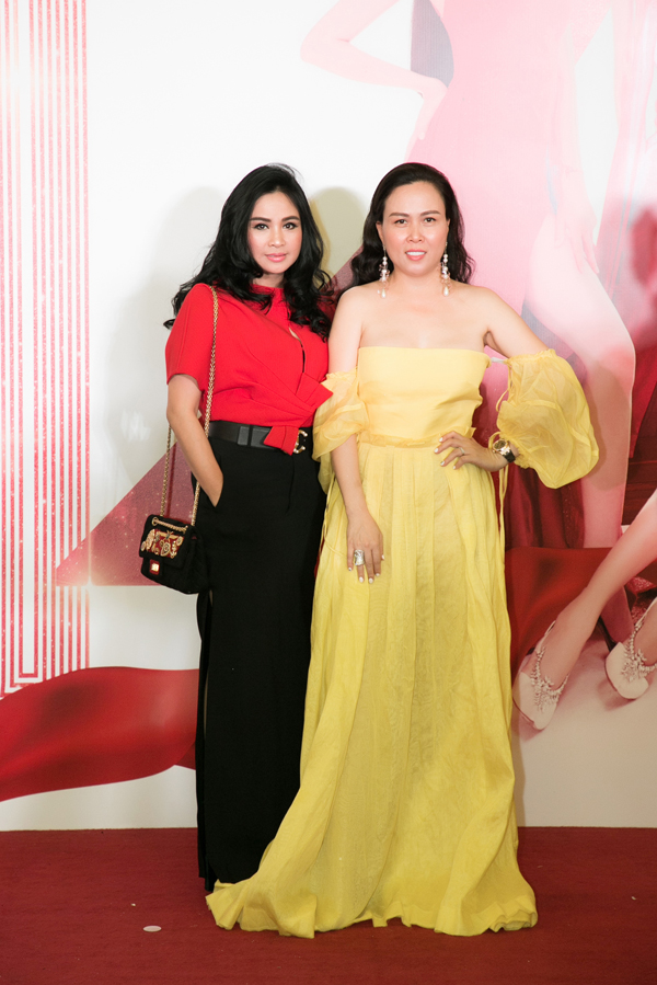 Dàn sao lộng lẫy trên thảm đỏ Đêm hội chân dài 12