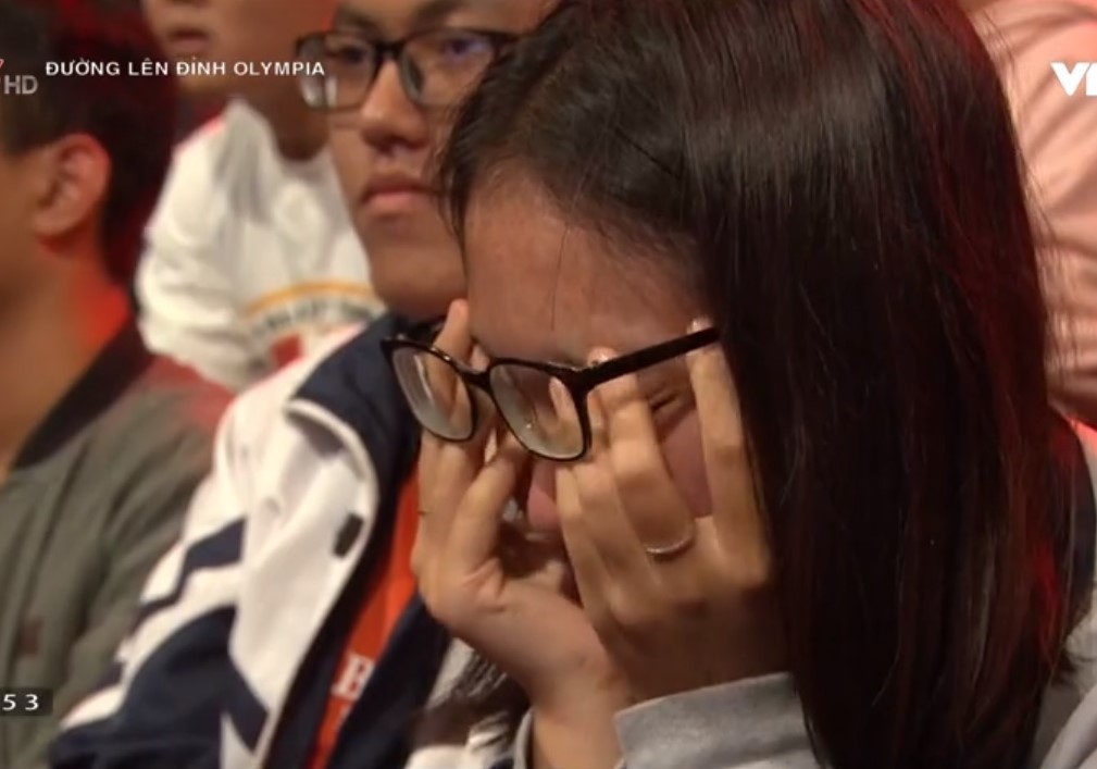 Ghi điểm nghẹt thở phút 89, nam sinh giành vé chung kết Olympia 2019