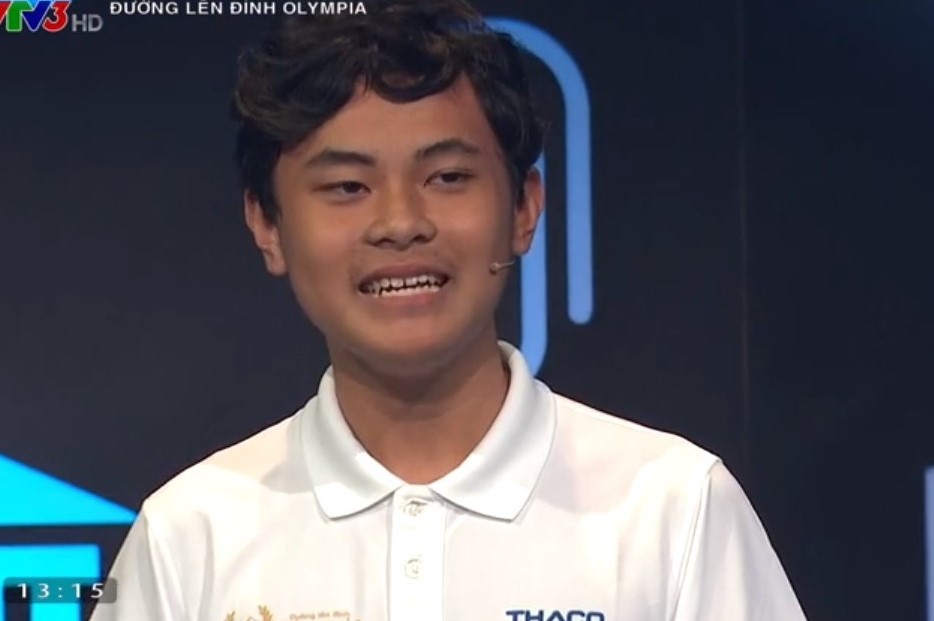 Ghi điểm nghẹt thở phút 89, nam sinh giành vé chung kết Olympia 2019